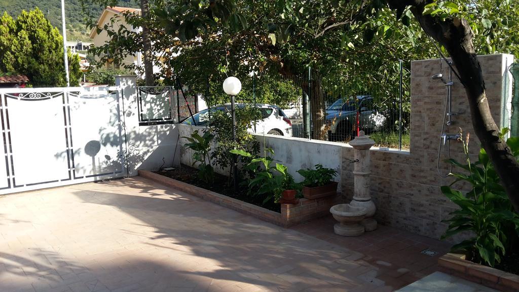 L'Albero Di Limoni Sul Mare Di Pizzo Villa Dış mekan fotoğraf